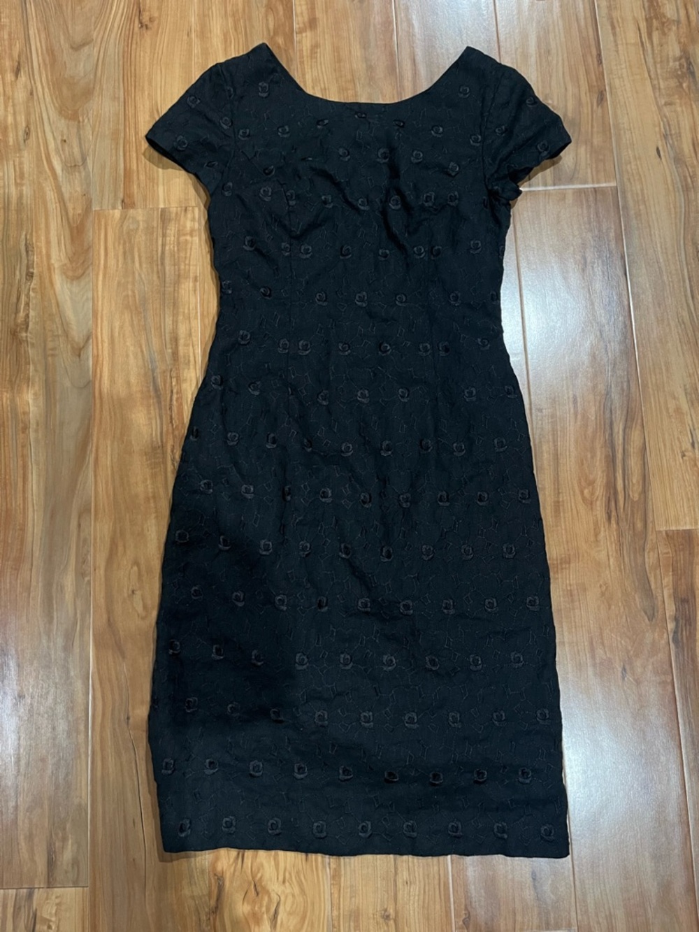Talbots Black Short-Sleeve Linen Flower Embroidered Midi Dress